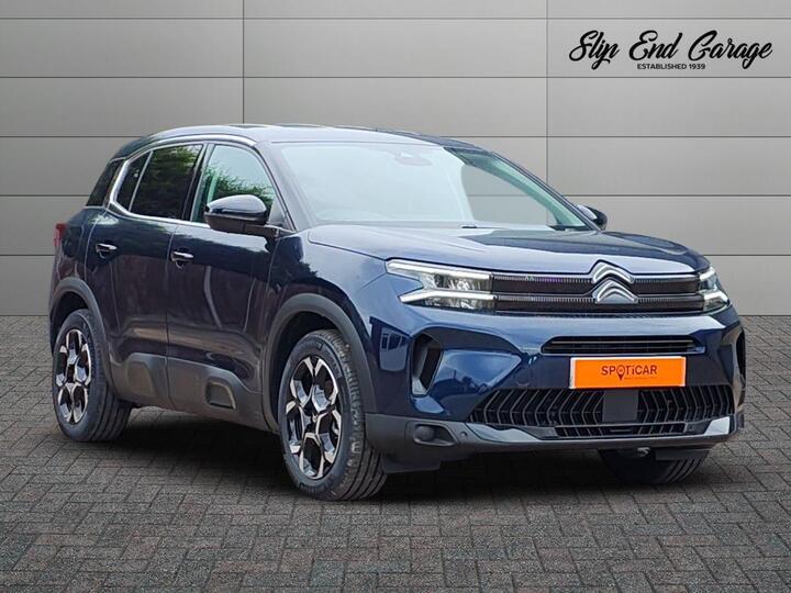 Citroen C5 Aircross 1.2 PureTech PLUS Euro 6 (s/s) 5dr Citroen C5 Aircross 1.2 PureTech PLUS Euro 6 (s/s) 5dr