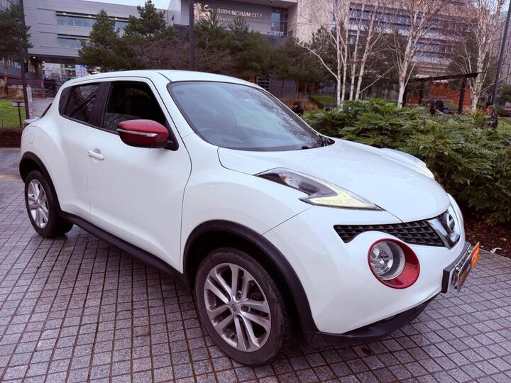 Nissan Juke 1.2 DIG-T N-Connecta Euro 6 (s/s) 5dr