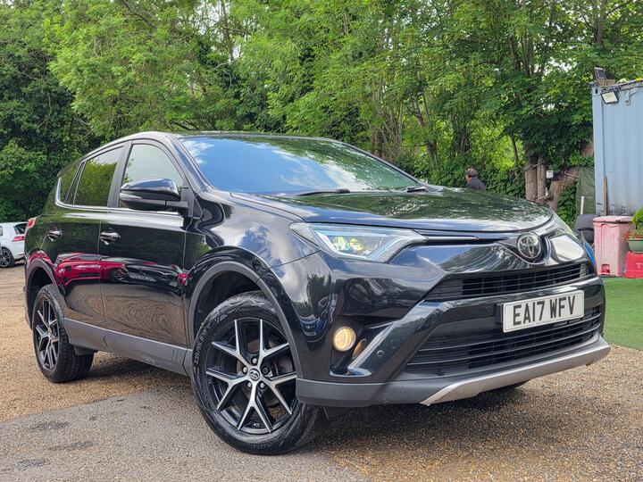 Toyota RAV4 2.0 D-4D Icon Euro 6 (s/s) 5dr (Safety Sense, Nav)