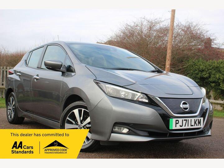 Nissan Leaf 40kWh Acenta Auto 5dr