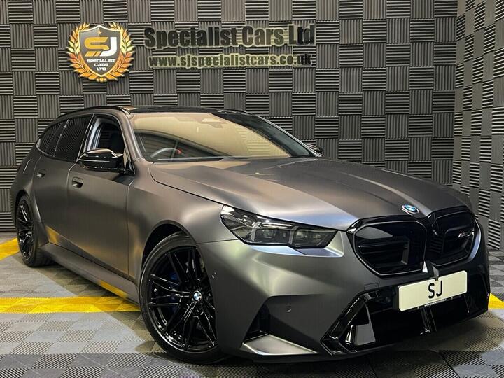 BMW M5 4.4 22.1kWh Touring Steptronic XDrive Euro 6 (s/s) 5dr