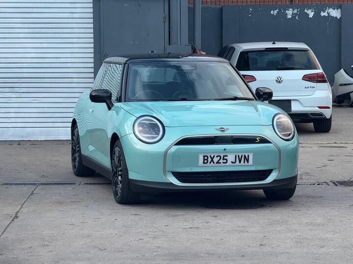 MINI Electric Cooper E 40.7kWh Sport Auto 3dr