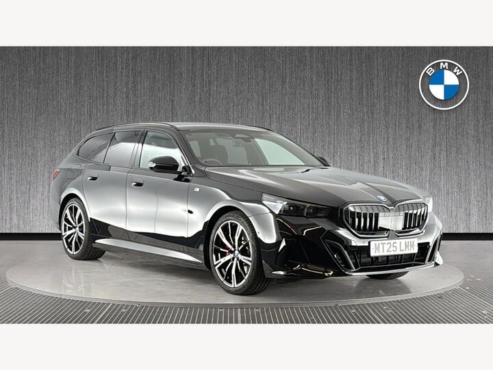 BMW 5 Series 2.0 530e 22.1kWh M Sport Pro Touring Steptronic Euro 6 (s/s) 5dr BMW 5 Series 2.0 530e 22.1kWh M Sport Pro Touring Steptronic Euro 6 (s/s) 5dr