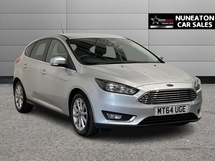 Ford FOCUS 1.6 Titanium Powershift Euro 6 5dr