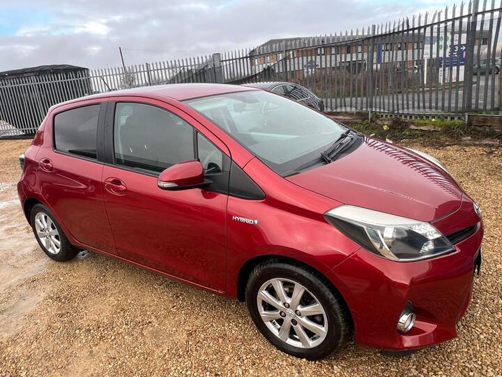 Toyota Yaris 1.5 VVT-h T4 CVT Euro 5 5dr
