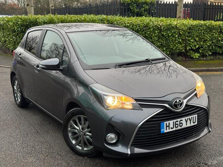Toyota YARIS 1.0 VVT-i Icon Euro 6 5dr