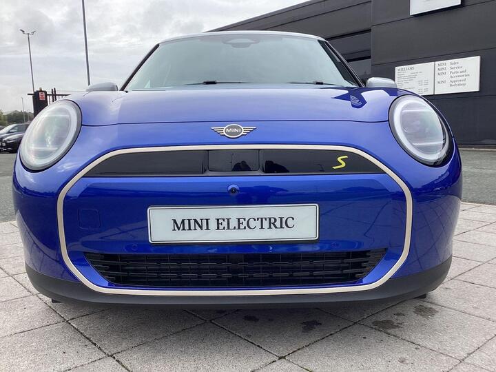 MINI Electric Cooper SE 54.2kWh Exclusive Auto 3dr