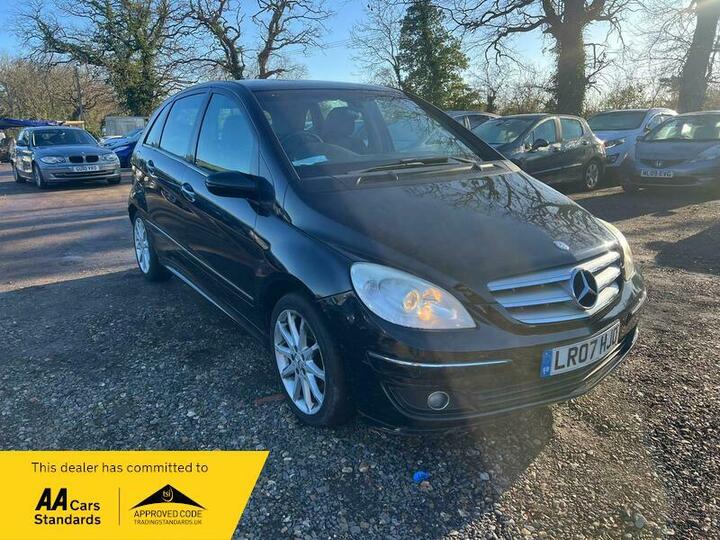 Mercedes-Benz B Class 2.0 B180 SE CVT 5dr