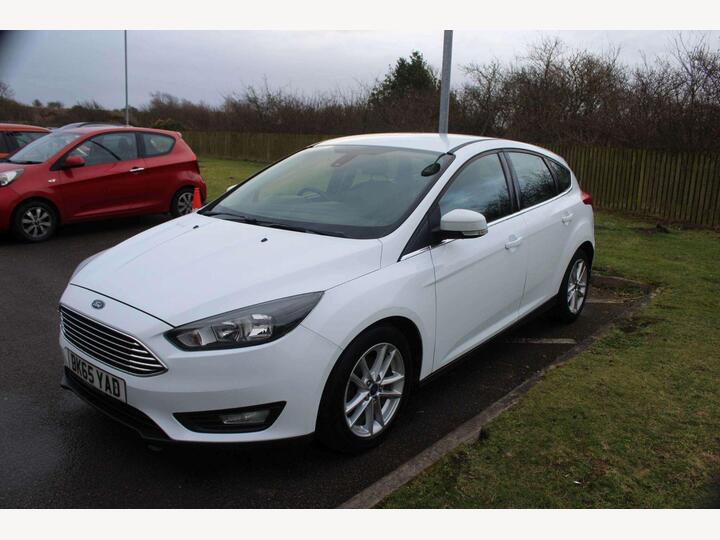 Ford Focus 1.0T EcoBoost Zetec Euro 6 (s/s) 5dr