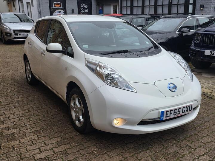 Nissan Leaf 30kWh Acenta Auto 5dr