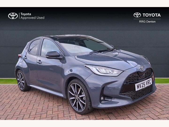Toyota Yaris 1.5 VVT-h GR SPORT E-CVT Euro 6 (s/s) 5dr Toyota Yaris 1.5 VVT-h GR SPORT E-CVT Euro 6 (s/s) 5dr