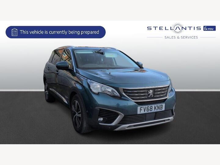 Peugeot 5008 1.5 BlueHDi Allure Euro 6 (s/s) 5dr Peugeot 5008 1.5 BlueHDi Allure Euro 6 (s/s) 5dr