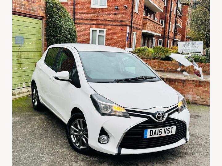 Toyota Yaris 1.33 Dual VVT-i Icon Multidrive S Euro 5 5dr Euro 5