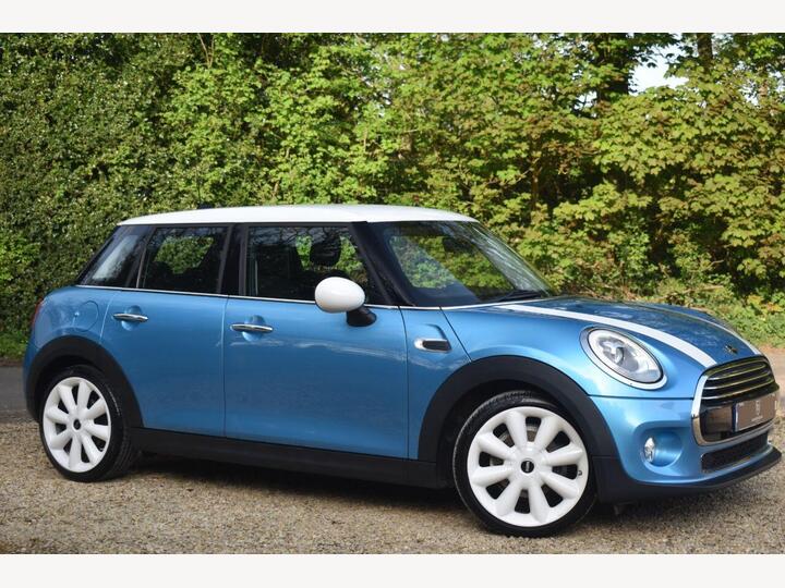 MINI HATCH 1.5 Cooper Euro 6 (s/s) 5dr