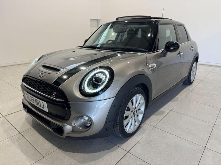 MINI Hatch 2.0 Cooper S Classic Steptronic Euro 6 (s/s) 5dr