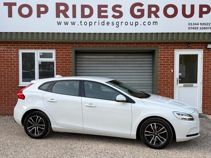 Volvo V40 2.0 T2 GPF Momentum Euro 6 (s/s) 5dr