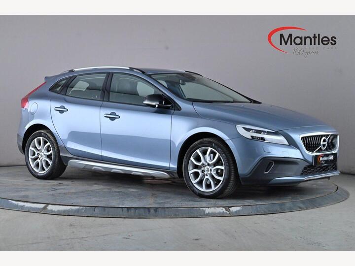 Volvo V40 Cross Country 1.5 T3 Pro Auto Euro 6 (s/s) 5dr