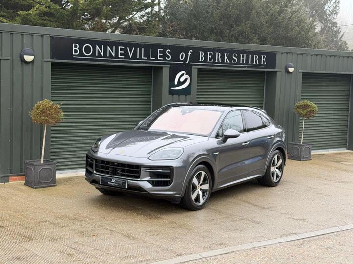 Porsche CAYENNE 3.0 V6 E-Hybrid 25.9kWh TiptronicS 4WD Euro 6 (s/s) 5dr