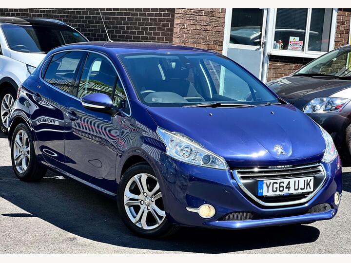 Peugeot 208 1.2 VTi PureTech Allure Euro 5 5dr