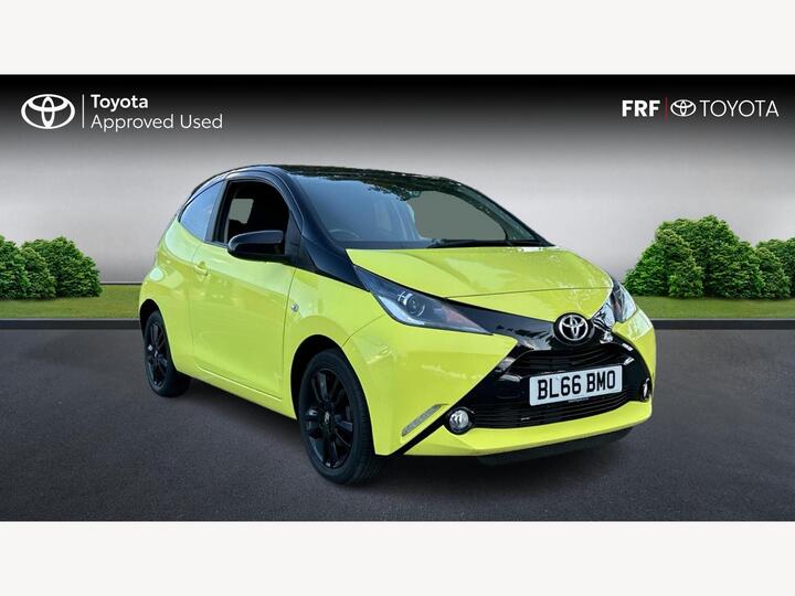 Toyota AYGO 1.0 VVT-i X-cite 3 Yellow Bi-Tone Euro 6 3dr