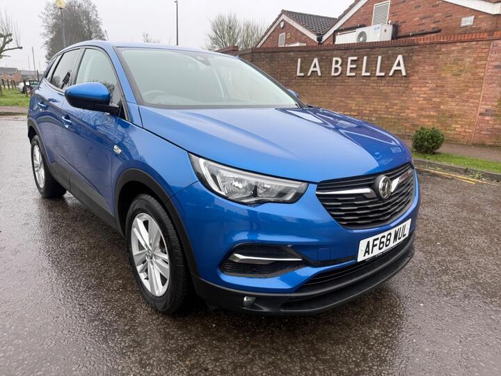 Vauxhall Grandland X 1.2 Turbo SE Auto Euro 6 (s/s) 5dr