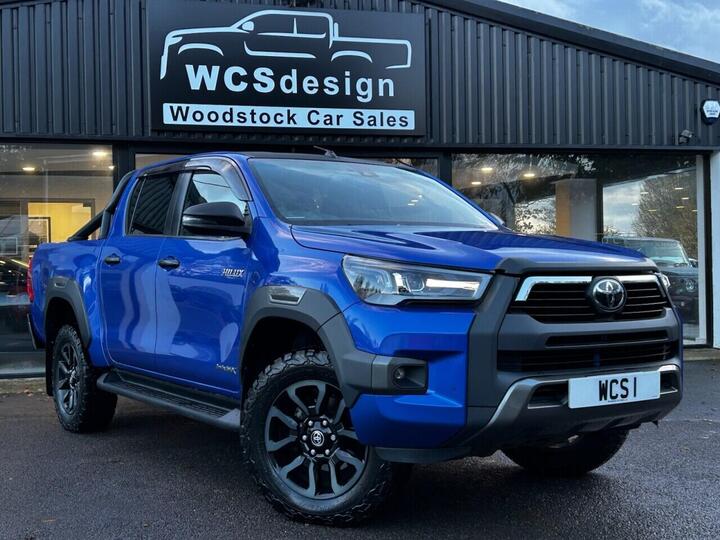 Toyota HI-LUX 2.8 D-4D Invincible X Auto 4WD Euro 6 (s/s) 4dr