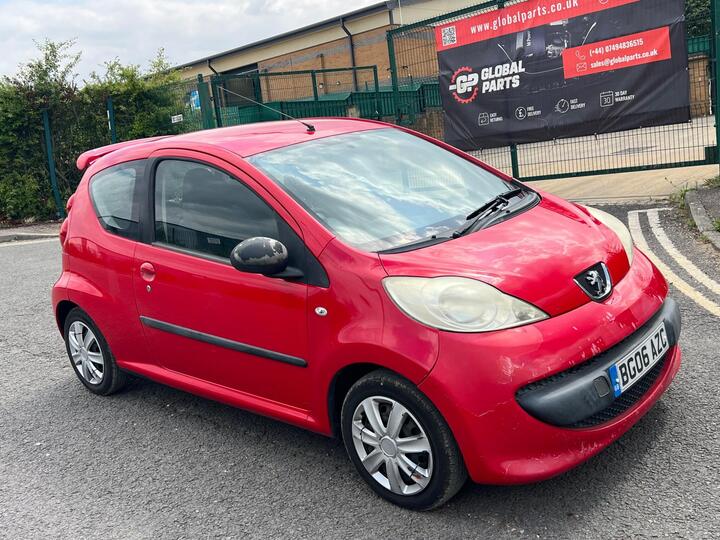 Peugeot 107 1.0 12V Urban Euro 4 3dr