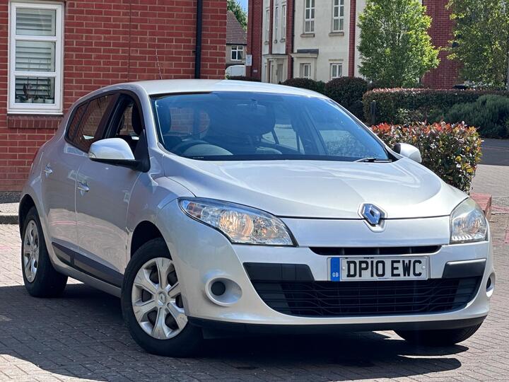 Renault Megane 1.6 16V Expression Euro 5 5dr