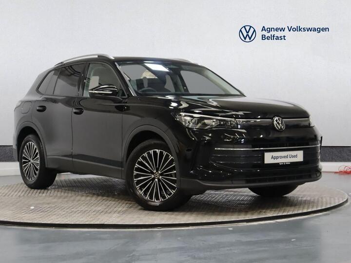 Volkswagen Tiguan 1.5 ETSI MHEV Match DSG Euro 6 (s/s) 5dr Volkswagen Tiguan 1.5 ETSI MHEV Match DSG Euro 6 (s/s) 5dr