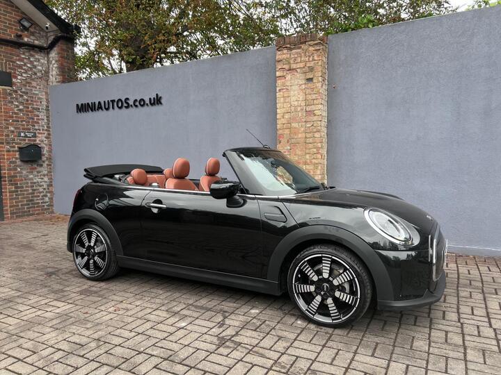 MINI Convertible 1.5 Cooper Exclusive Steptronic Euro 6 (s/s) 2dr