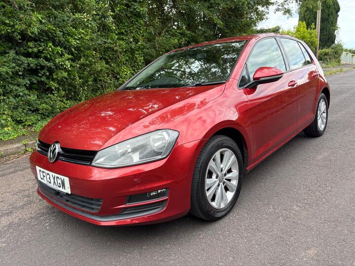 Volkswagen Golf 2.0 TDI BlueMotion Tech SE DSG Euro 5 (s/s) 5dr