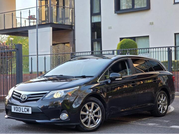 Toyota Avensis 2.0 D-4D T Spirit Tourer Euro 5 5dr