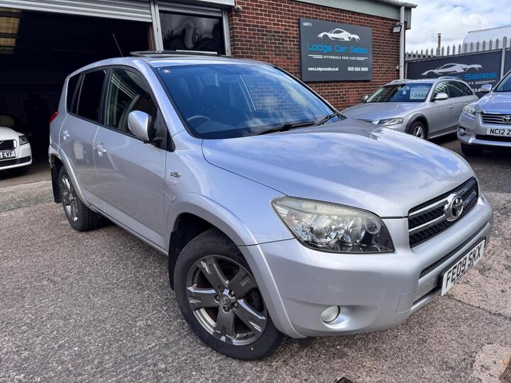 Toyota RAV4 2.2 D-4D SR 180 4WD 5dr