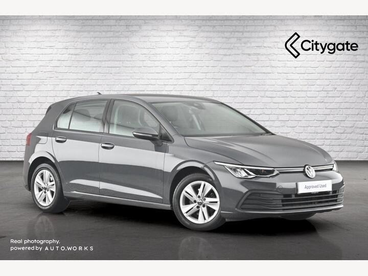 Volkswagen Golf 1.5 ETSI MHEV Life DSG Euro 6 (s/s) 5dr