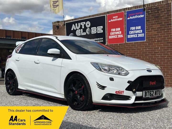 Ford Focus 2.0T EcoBoost ST-3 Euro 5 (s/s) 5dr
