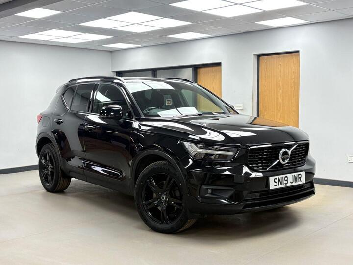 Volvo XC40 2.0 D4 R-Design Auto AWD Euro 6 (s/s) 5dr