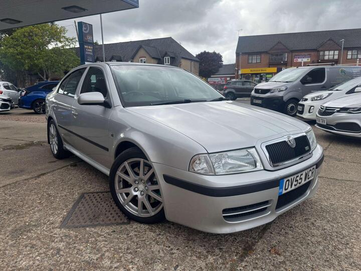Skoda OCTAVIA 1.8 VRS 5dr