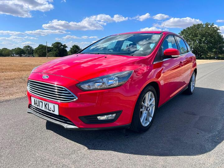 Ford Focus 1.0T EcoBoost Zetec Euro 6 (s/s) 5dr