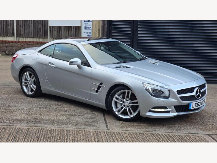 Mercedes-Benz SL 3.5 SL350 V6 BlueEfficiency G-Tronic Euro 5 (s/s) 2dr Mercedes-Benz SL 3.5 SL350 V6 BlueEfficiency G-Tronic Euro 5 (s/s) 2dr