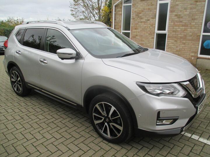 Nissan X-Trail 1.6 DCi Tekna Euro 6 (s/s) 5dr Nissan X-Trail 1.6 DCi Tekna Euro 6 (s/s) 5dr