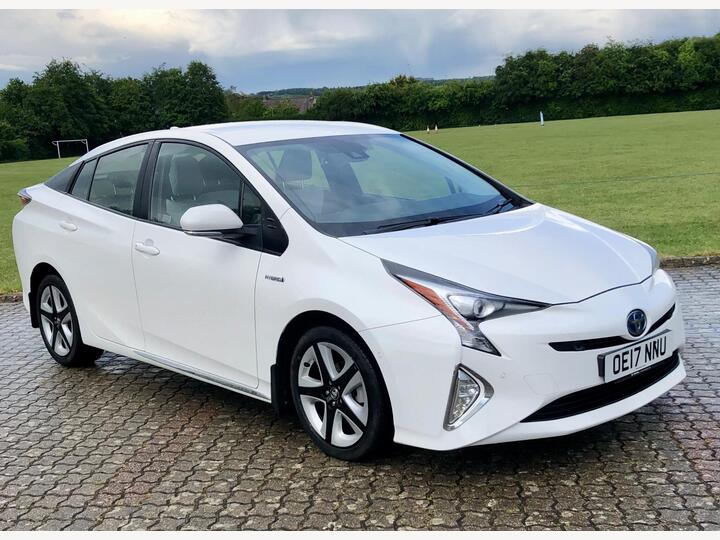 Toyota Prius 1.8 VVT-h Business Edition Plus CVT Euro 6 (s/s) 5dr (15in Alloy) Toyota Prius 1.8 VVT-h Business Edition Plus CVT Euro 6 (s/s) 5dr (15in Alloy)