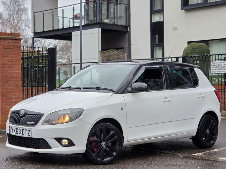 Skoda Fabia 1.4 TSI VRS S2000 DSG Euro 5 5dr