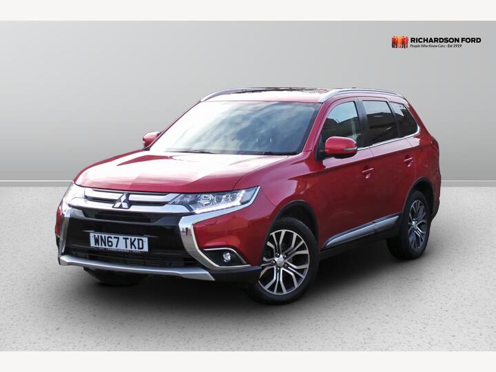 Mitsubishi Outlander 2.2 DI-D 4 Auto 4WD Euro 6 5dr Mitsubishi Outlander 2.2 DI-D 4 Auto 4WD Euro 6 5dr