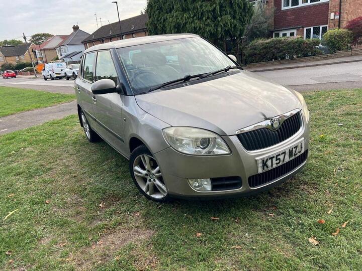 Skoda FABIA 1.6 16V 3 Tiptronic 5dr Skoda FABIA 1.6 16V 3 Tiptronic 5dr