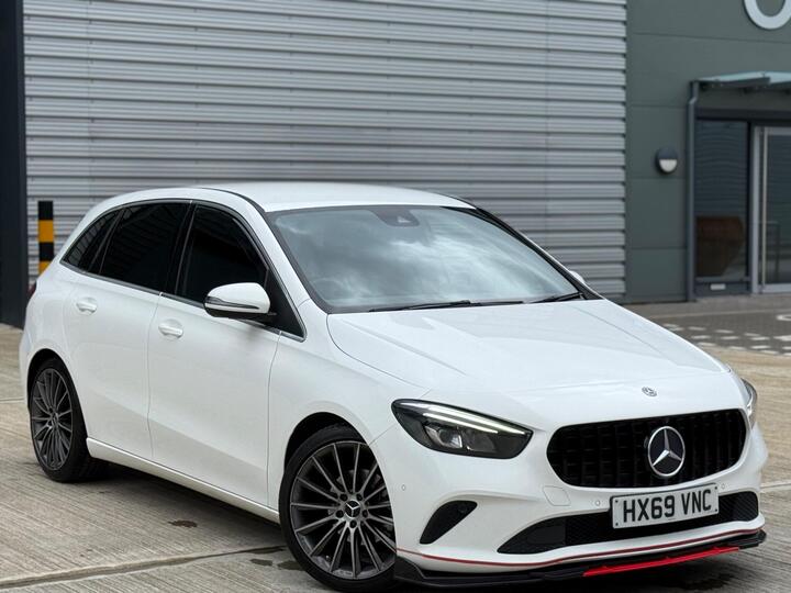 Mercedes-Benz B Class 1.3 B180 Sport (Executive) 7G-DCT Euro 6 (s/s) 5dr Mercedes-Benz B Class 1.3 B180 Sport (Executive) 7G-DCT Euro 6 (s/s) 5dr