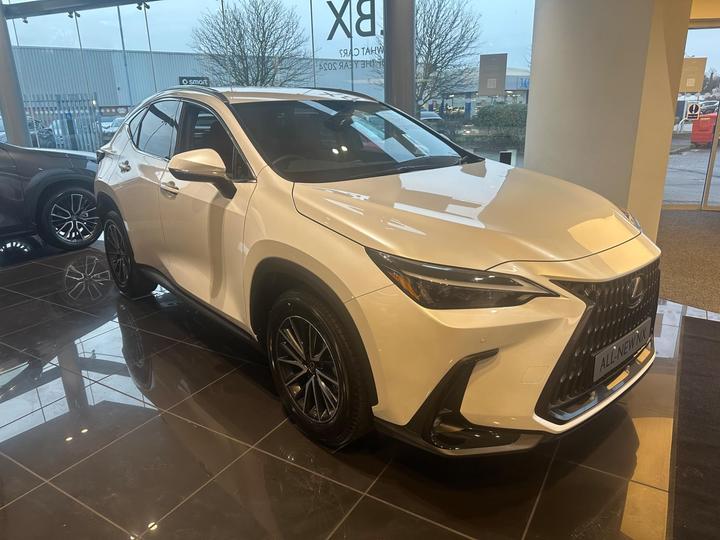 Lexus NX 2.5 450h+ 18.1kWh Premium E-CVT 4WD Euro 6 (s/s) 5dr