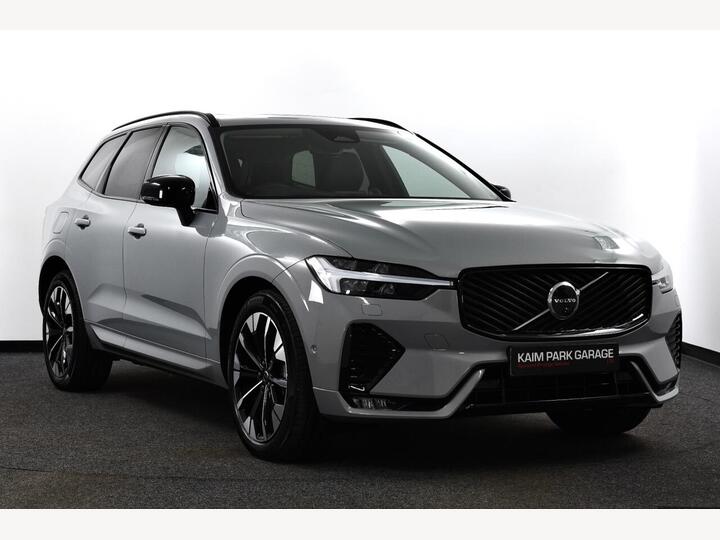 Volvo XC60 2.0 B5 MHEV Ultra Dark Auto AWD Euro 6 (s/s) 5dr