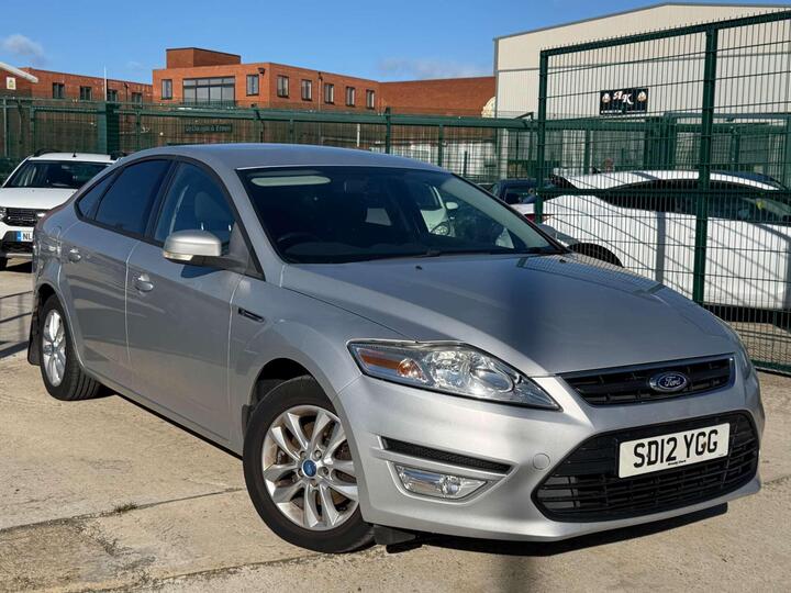 Ford MONDEO 2.0 TDCi Zetec Euro 5 5dr