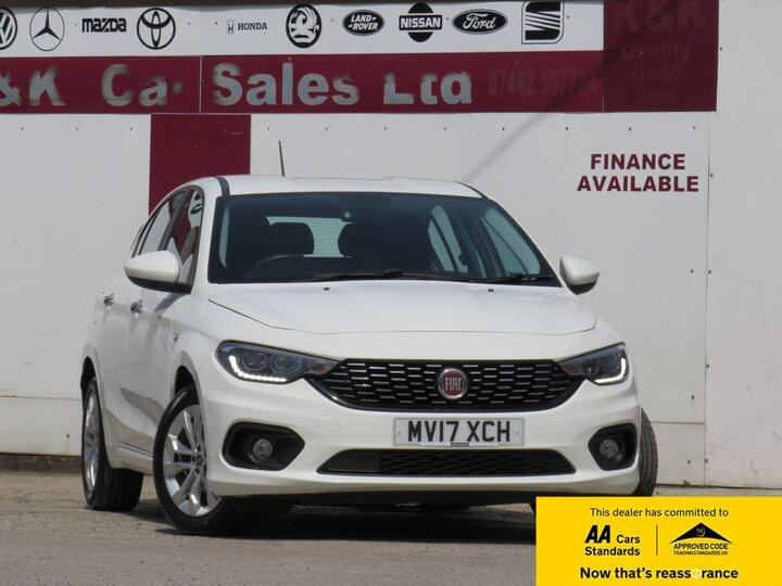 Fiat TIPO 1.4 MPI Easy Plus Euro 6 5dr