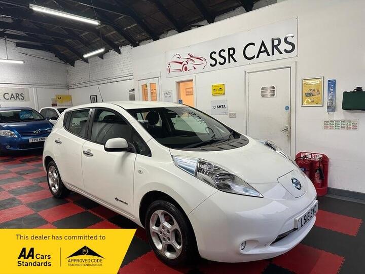 Nissan Leaf 24kWh Acenta Auto 5dr